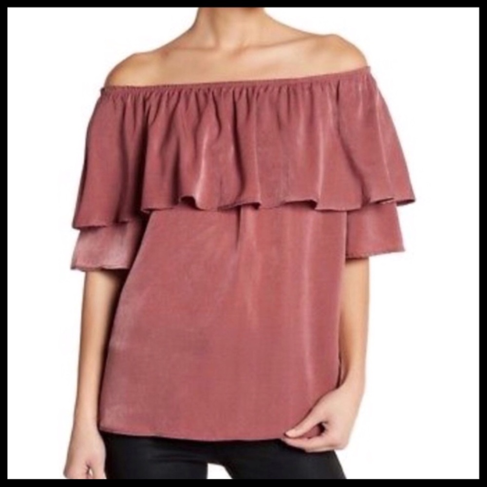 WEST KEI Off The Shoulder Top - Picture 1 of 4
